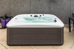 וויט פאלאס 23