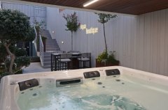 וילה AQUA בוטיק 63