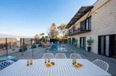 פסגת השמונה 51