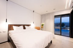 פסגת השמונה 34